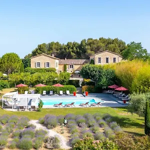 https://la-cour-des-sens.fr-provencehotel.com