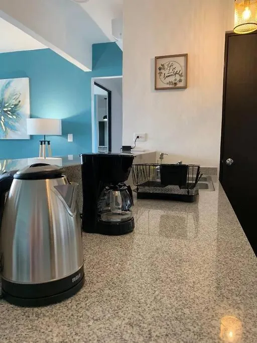Apartamento exclusivo piscina, jaccuzi, céntrico. Cancún