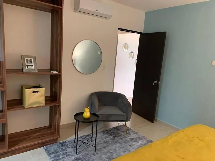 Apartamento exclusivo piscina, jaccuzi, céntrico. Cancún 0*,