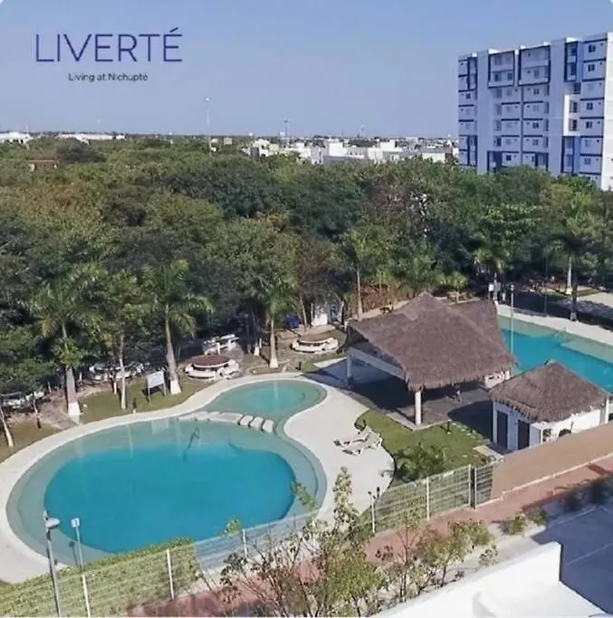 Apartamento exclusivo piscina, jaccuzi, céntrico. Cancún